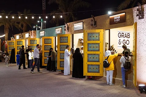 بتجارب تجمع بين الحداثة والأصالة.. "موسم الرياض" يفتتح منطقة "سوق الأولين"