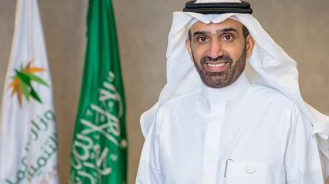 وزير الموارد البشرية والتنمية الاجتماعية أحمد بن سليمان الراجحي