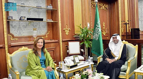 رئيسة لجنة الصداقة في البرلمان الفرنسي ترحب بزيارتها للمملكة وتؤكد أنها بلد مهم للعالم