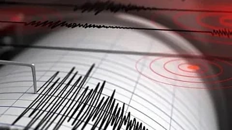 زلزال بقوة 5 درجات يضرب مقاطعة جاوة الشرقية بإندونيسيا