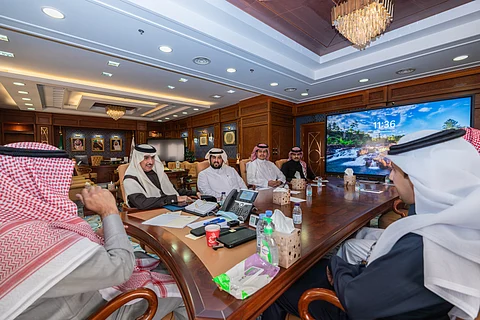رئيس جامعة الملك خالد يكرّم الطلاب أصحاب المشروعات الريادية بسوق العمل