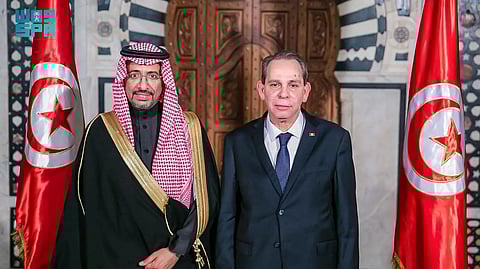 بندر الخريف خلال لقائه رئيس مجلس الوزراء التونسي أحمد الحشاني