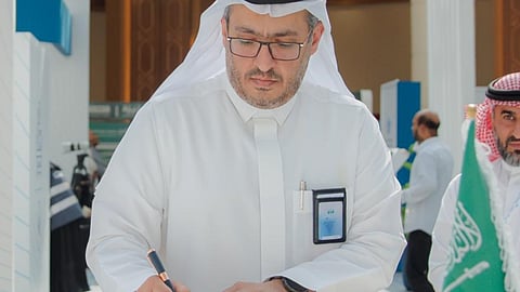 مدير الشؤون الصحية في القصيم أيمن بن علي الرقيبة