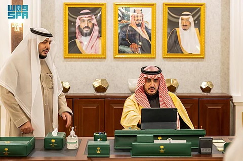 أمير الجوف يعتمد ترقية 110 موظفين من منسوبي الإمارة عبر منصة مسار