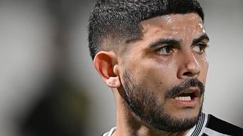 لاعب الشباب إيفر بانيغا