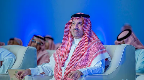 أمير المدينة يفتتح مدارس "مداك" على مساحة "73" ألف م2 وطاقة استيعابية "1000" طالب وطالبة