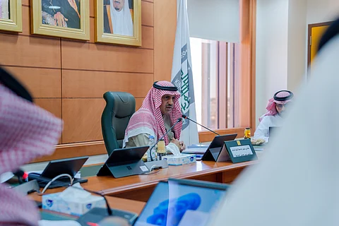 مجلس جامعة الملك خالد يوافق على التقاعد المبكر لبعض أعضاء هيئة التدريس