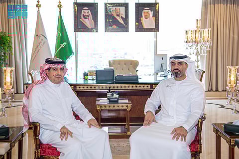 رئيس ديوان المحاسبة يبحث مع نظيره الإماراتي تعزيز تبادل الخبرات
