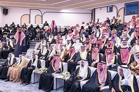 سمو الأمير سعود بن طلال يرعى حفل الاستقبال السنوي لمجتمع الأعمال بغرفة الأحساء