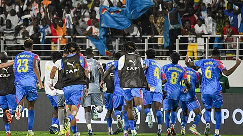 فرحة لاعبي منتخب الكونغو بالتأهل على حساب مصر