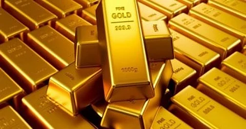 يمتلك 400 كيلوجرام من المعدن الأصفر.. القبض على "إمبراطور الذهب" في مصر