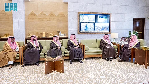 أمير الرياض يستقبل فيصل بن سلمان ويستمع لأبرز مبادرات دارة الملك عبدالعزيز