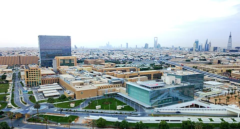 باحثون في "التخصصي" وجامعة "كاوست" يكتشفون جينًا مسؤولاً عن تكاثر أخطر أنواع الملاريا