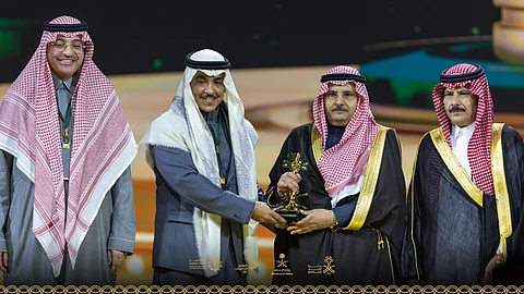 فيصل خلف هذال العتيبي: جمعنا كل قصائد والدي وسننشرها قريبًا