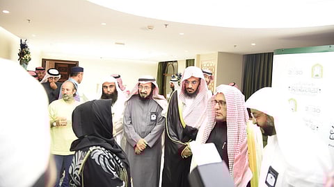 إمام وخطيب المسجد النبوي حسين آل الشيخ يلتقي ضيوف الملك