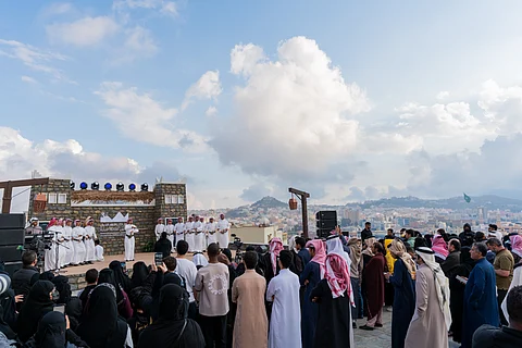 "قلعة شمسان" معلمٌ تاريخيٌ بارز.. يحتضن فعاليات مهرجان قمم الدولي الثالث