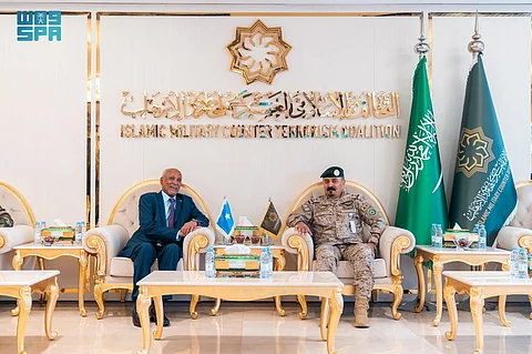 أمين التحالف الإسلامي يبحث مع سفير الصومال بالمملكة القضايا المتعلقة بمحاربة الإرهاب