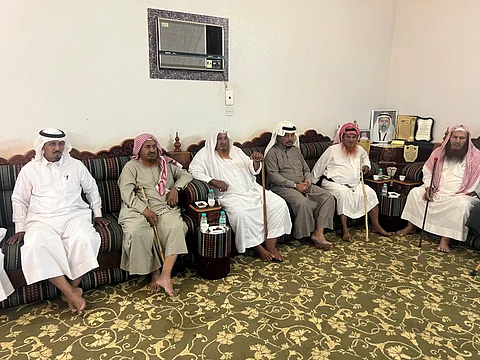 للحدّ من الدعاوى الكيدية.. قبيلة "آل غنية" تفعّل مبادرة أمير عسير "فتبينوا"