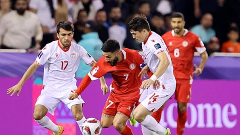 بطولة آسيا 2023 : طاجيكستان تحجز تذكرة التأهل لدور الـ 16 بعد" ريمونتادا " في مرمى لبنان