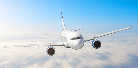 قبل وبعد الإقلاع.. خبراء: 9 وصايا ذهبية للنجاة في حوادث الطائرات