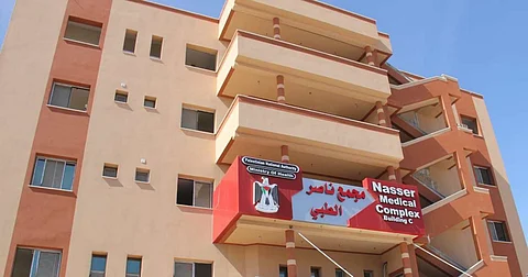 لا أدوية تخدير ولا مسكنات ولا طعام.. وضع كارثي بمستشفى ناصر بخان يونس