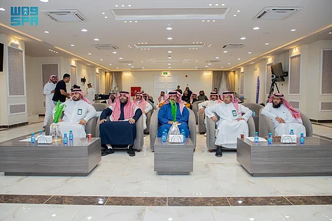 "محمية الإمام عبدالعزيز بن محمد" تطلق برنامجًا تدريبيًا لمزاولة مهنة تربية النحل