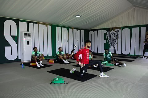 شاهد.. الأخضر يواصل برنامجه التدريبي في "سيلين"