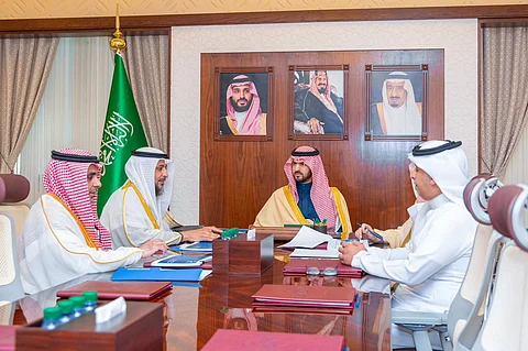نائب أمير الشرقية يطلع على مشروعات المياه في المنطقة