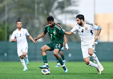 جانب من اللقاء الودي بين المنتخب السعودي الأولمبي مع نظيره الإمارتي