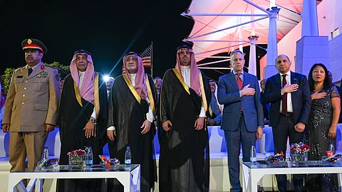 محافظ جدة يشارك القنصلية العامة الأمريكية بجدة حفلها بمناسبة يوم الاستقلال