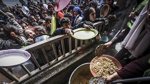 بسبب سوء التغذية.. ارتفاع حصيلة وفيات المجاعة في غزة بين الأطفال إلى 6