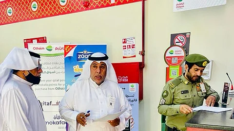 نجران.. لجنة التوطين تتابع جولاتها الرقابية على منافذ الأسواق المركزية