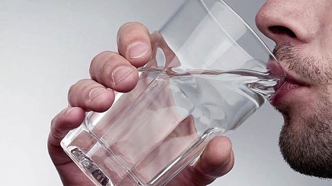 "السكري الكاذب" وأمراض خطيرة.. لماذا يشعر البعض بالعطش الدائم؟!