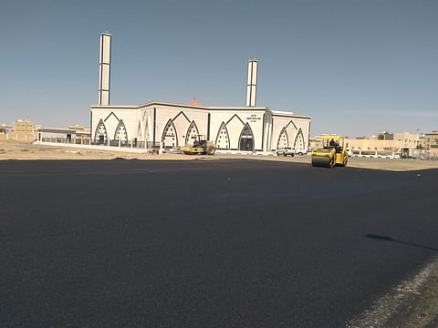 بلدية بيشة تنهي سفلتة 100 ألف متر مربع في 8 مواقع بالمحافظة