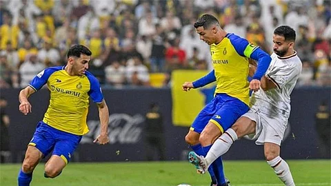 لقاء سابق بين النصر والشباب
