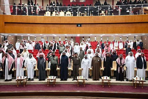 "تعليم سراة عبيدة" تكرّم أوائلَ الطلبة للعام الدراسي 1444هـ
