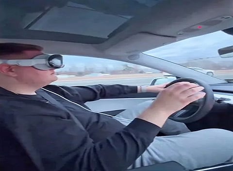 تحذير رسمي أمريكي بشأن نظارات "أبل فيجن برو" للواقع المعزز