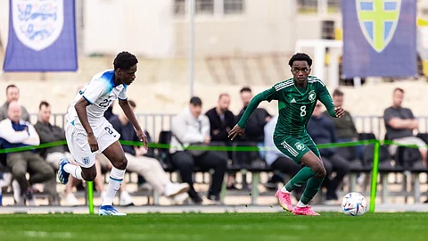 جانب من لقاء المنتخب السعودي تحت 17 عامًا لكرة القدم ومنتخب إنجلترا