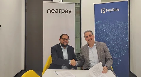 شركة نيربي تعقد شراكة مع مجموعة PayTabs لتقديم خدمات متقدمة لتجربة مدفوعات نقاط البيع