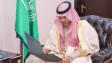 محافظ الزلفي مسفر بن غالب العتيبي