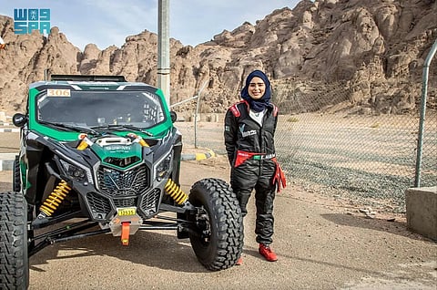 بعد انقطاع عامين.. متسابقة الراليات "إسراء الدخيل" تختار حائل تويوتا لعودتها