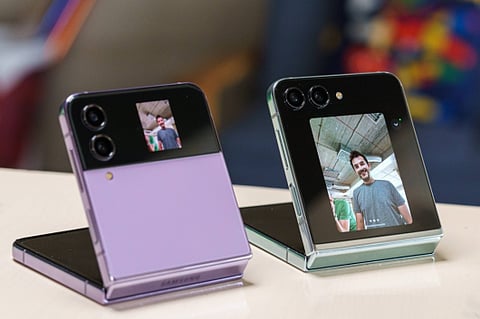 مصادر تكشف موعدَ طرح "سامسونج" هواتفَها الجديدة القابلة للطي