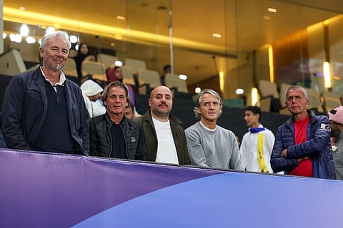 كلاسيكو الهلال والاتحاد تحت أنظار مانشيني