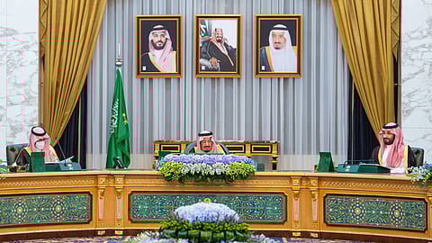 "تنظيم إيقاف الخدمات" يعكس حرص المملكة على تطوير منظومتها التشريعية لضمان حقوق الإنسان