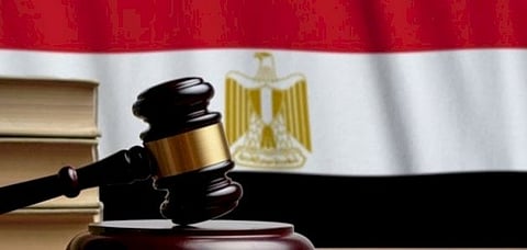 بينهم "بديع" و"عزت".. محكمة مصرية تقضي بالإعدام على عدد من كبار قيادات "الإخوان"