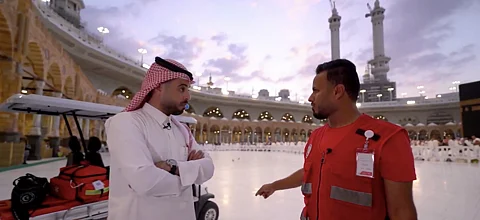فيديو.. مسعف بالمسجد الحرام: 4 إلى 6 دقائق وقت استجابة البلاغات بالحرم