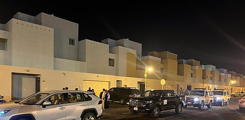 "أمانة تبوك" تكثف جهودها لمعالجة تجمعات الكلاب الضالة وتكاثرها بالأحياء السكنية