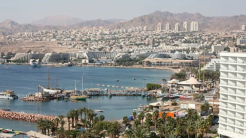 الرئيس التنفيذي لميناء إيلات: الميناء أصبح معزولاً عن العالم وحركة السفن توقفت تماماً