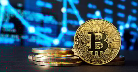 فوق 70 ألف دولار.. البيتكوين يصل إلى مستوى قياسي جديد