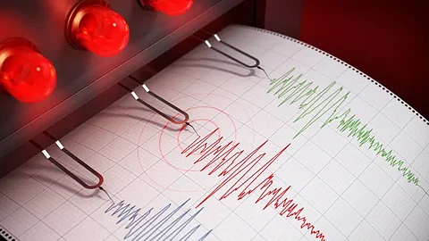 زلزال بقوة 6,7 درجات يضرب جزيرة ماكواري النائية بجنوب المحيط الهادي